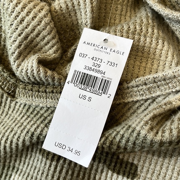 🦅 American Eagle Waffle Knit Longsleeve - Picture 8 of 10